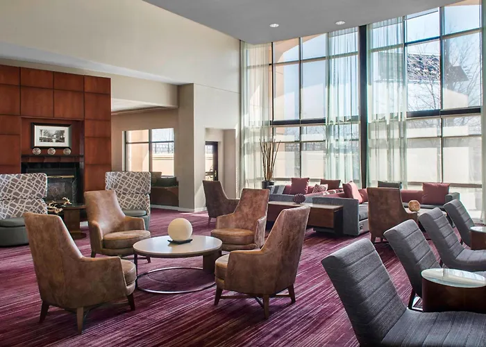 Courtyard By Marriott Newark Elizabeth