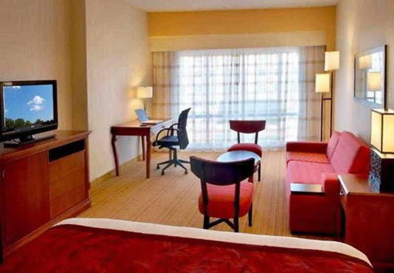 Courtyard By Marriott Newark Hotel Elizabeth