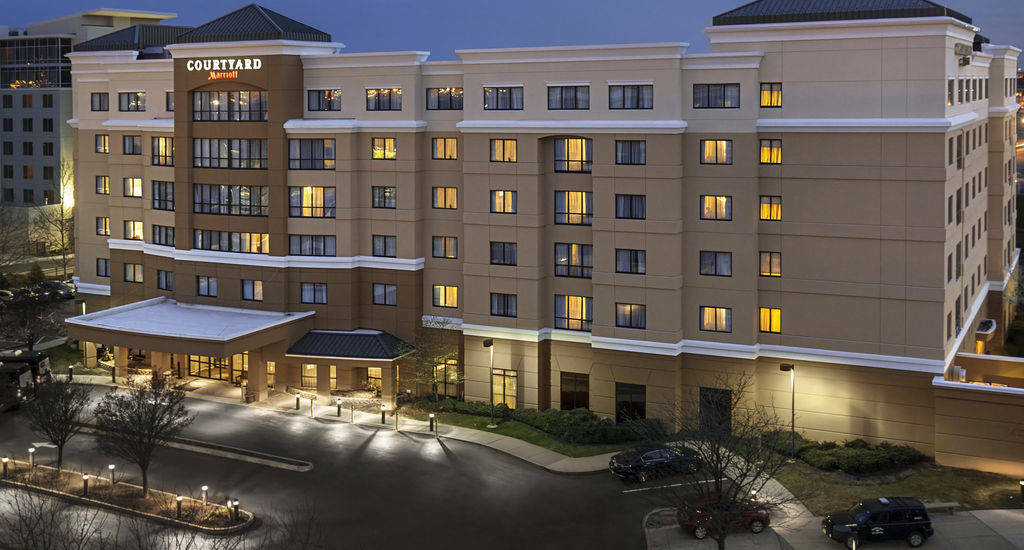 Hotel Courtyard By Marriott Newark 3*